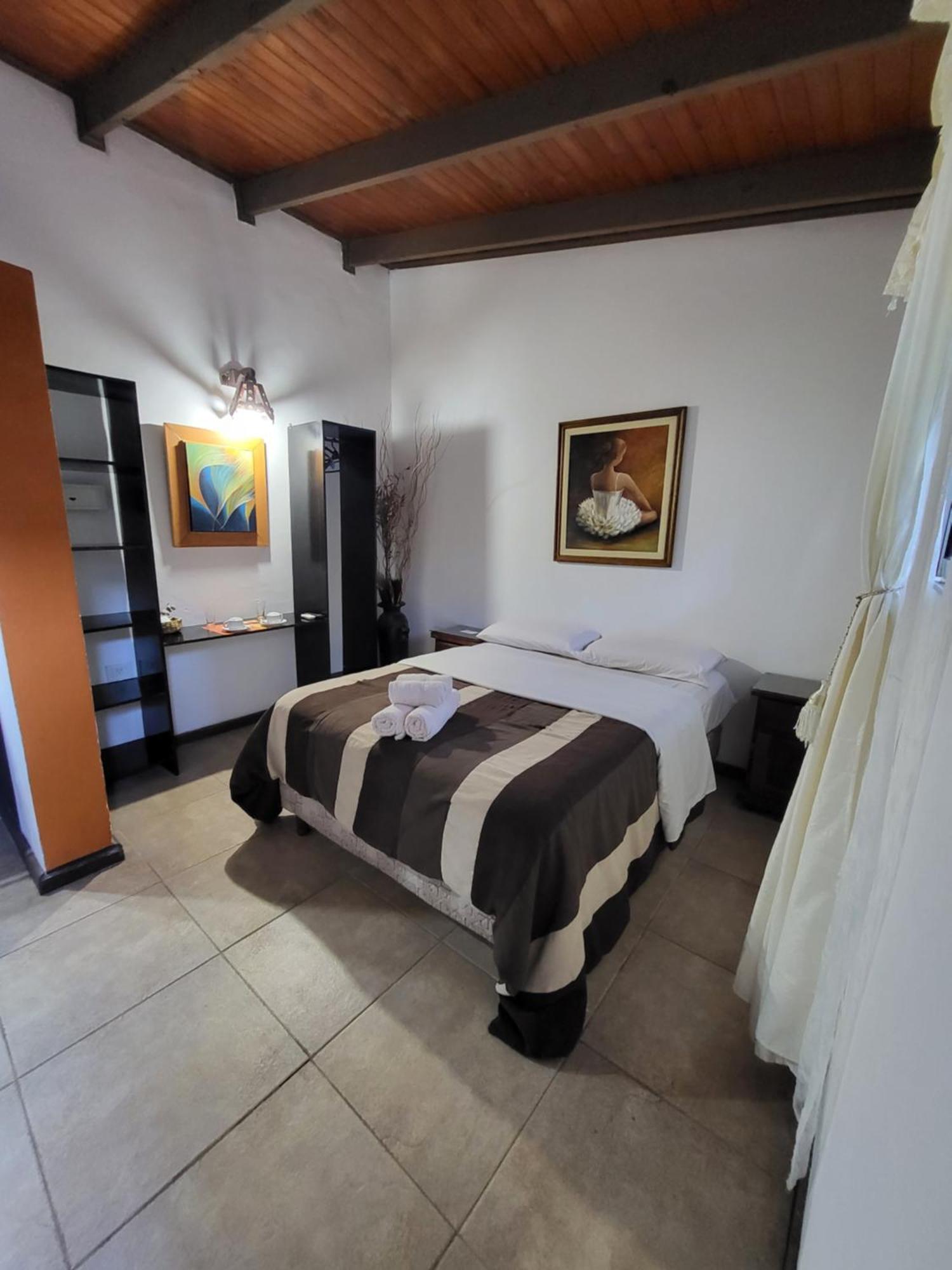 Si Mi Capitán - Cabañas&Habitaciones Puerto Iguazú Esterno foto