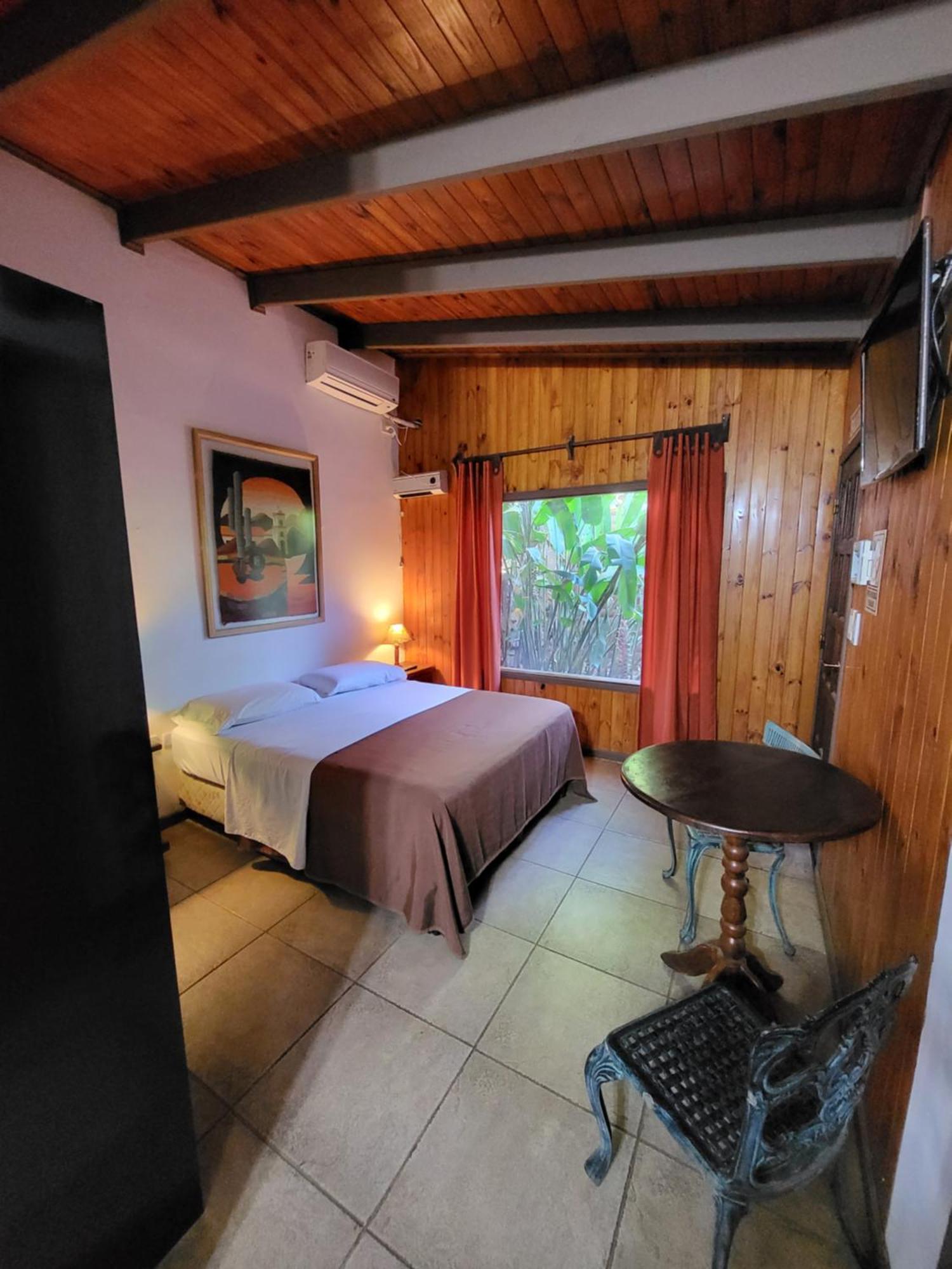 Si Mi Capitán - Cabañas&Habitaciones Puerto Iguazú Esterno foto