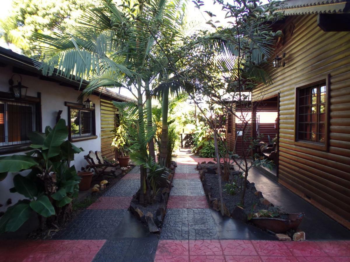 Si Mi Capitán - Cabañas&Habitaciones Puerto Iguazú Esterno foto
